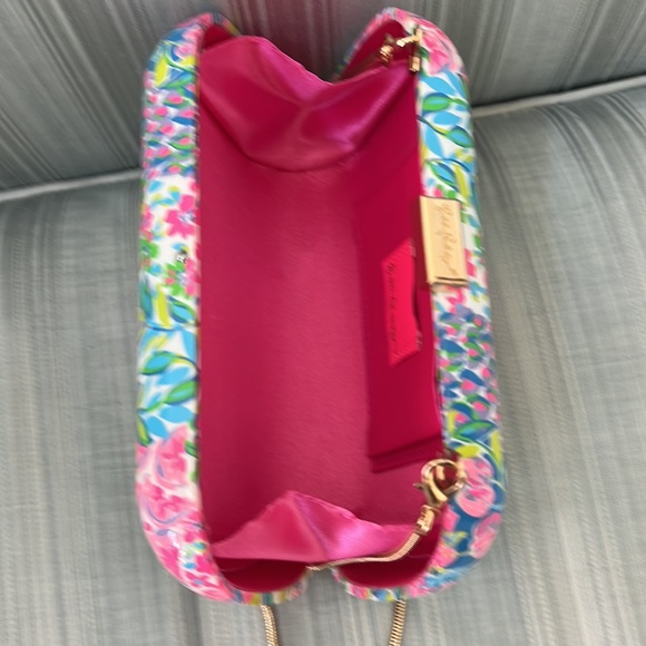 Lilly Pulitzer "A Cherry on Top" clutch with metal strap. - NWT - Picture 3 of 11